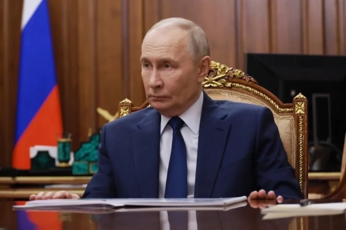    Путин рассказал, что ему понравилось управлять «Камазом» К5
