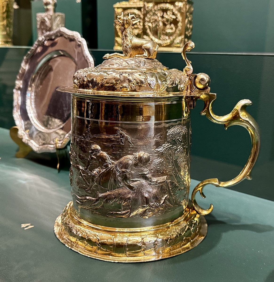    Мастер Корнелиус Поппе. Кружка. Аугсбург, 1695-1699 / Фото: Екатерина Якушева
