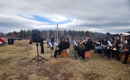 Выступление духового оркестра