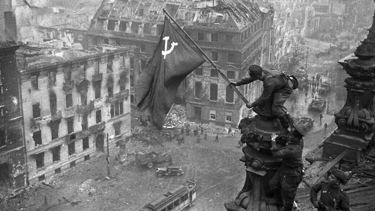Знамя Победы