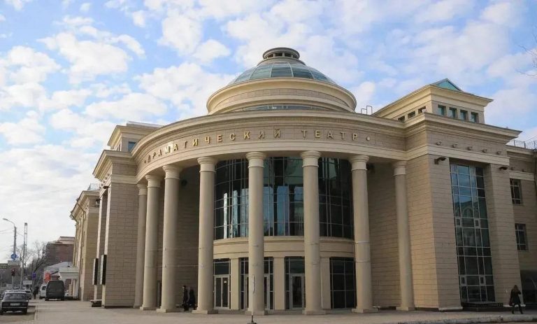 Театры и музеи Оренбуржья зарезервируют билеты для бойцов СВО и членов их семей