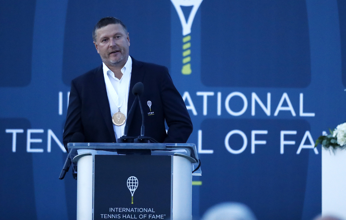    Евгений Кафельников  Omar Rawlings/Getty Images for International Tennis Hall of Fame
