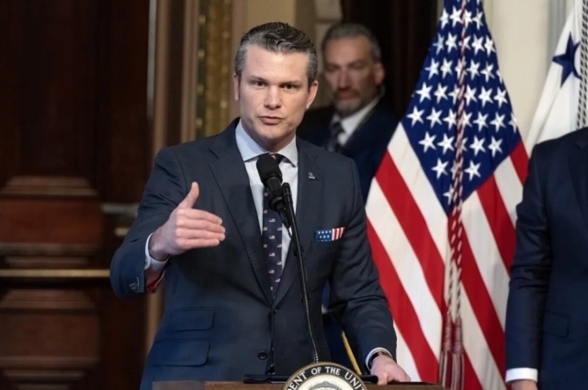   Шеф Пентагона Хегсет не стал опровергать наличие у США дельфинов-камикадзе