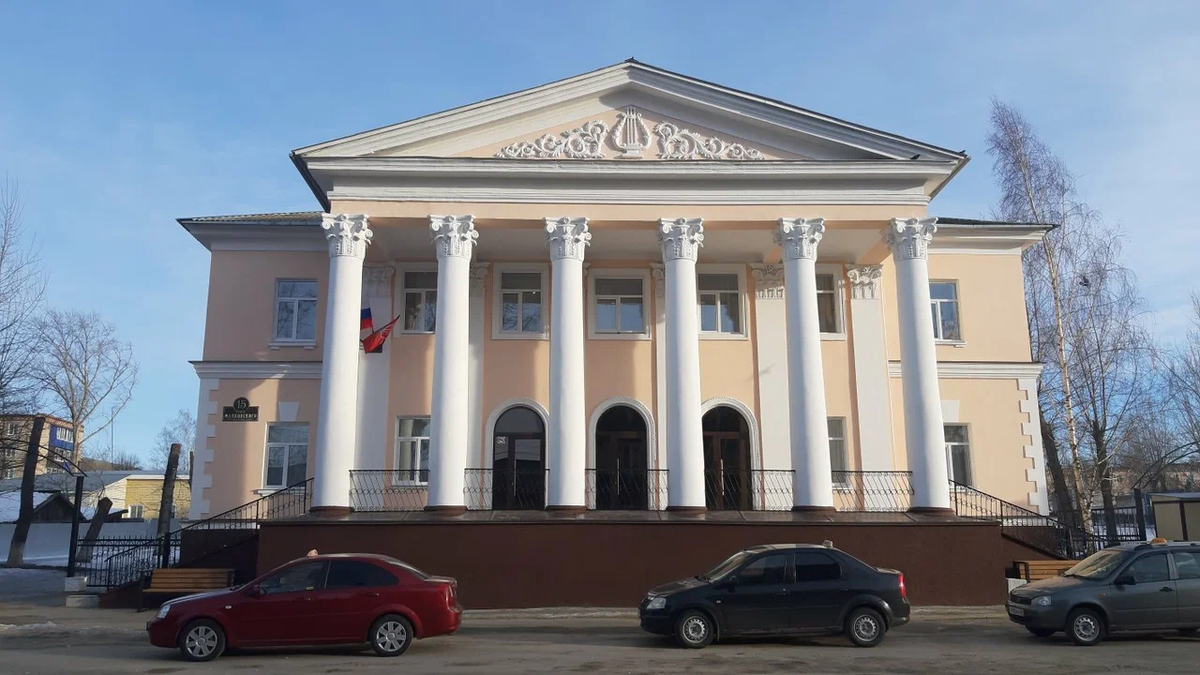из свободного доступа. Дом культуры  в юго западном микрорайоне г. Н-Ломов.