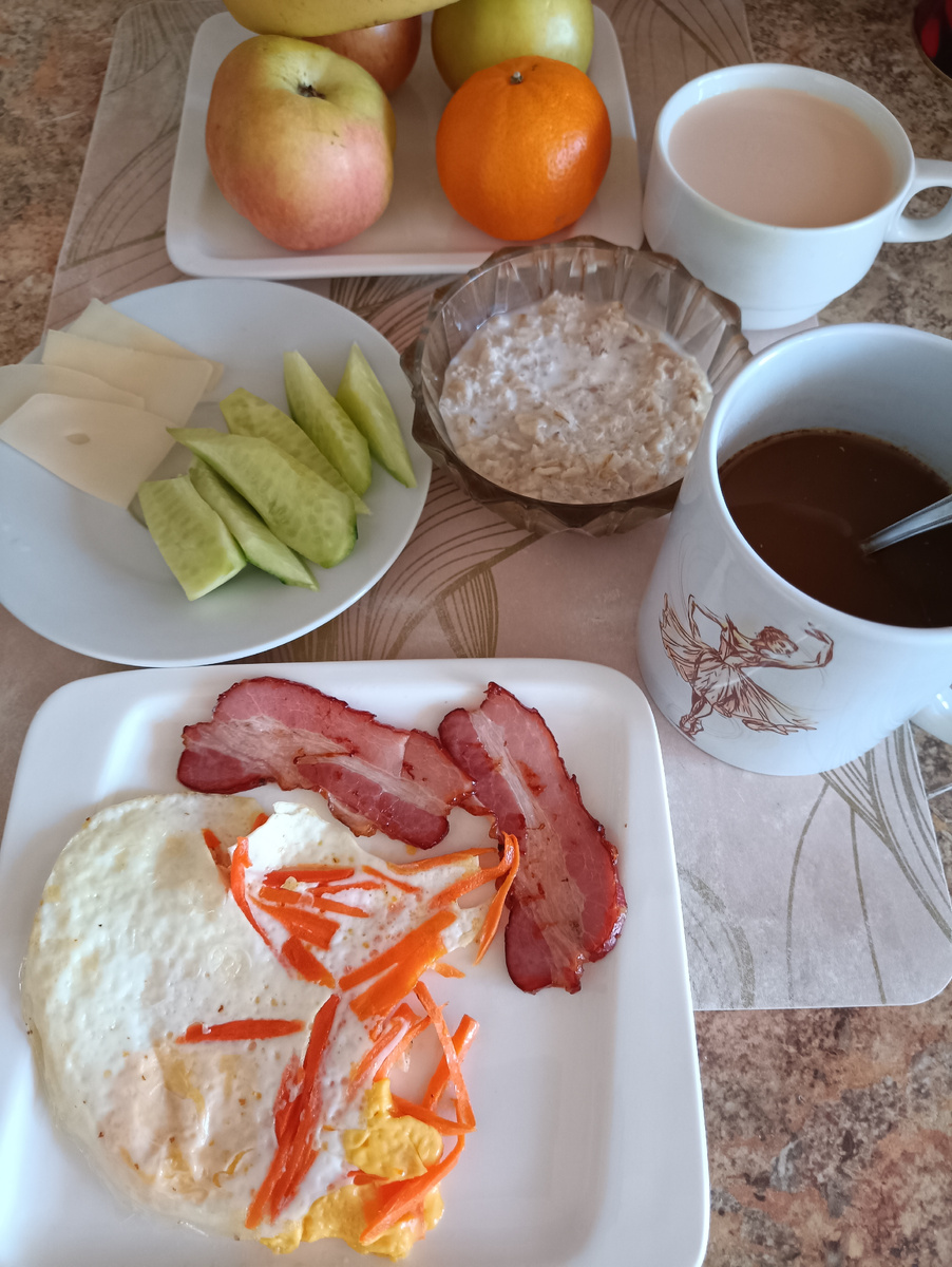 Омлет,грудинка варено- копчёная ( Рублевская)