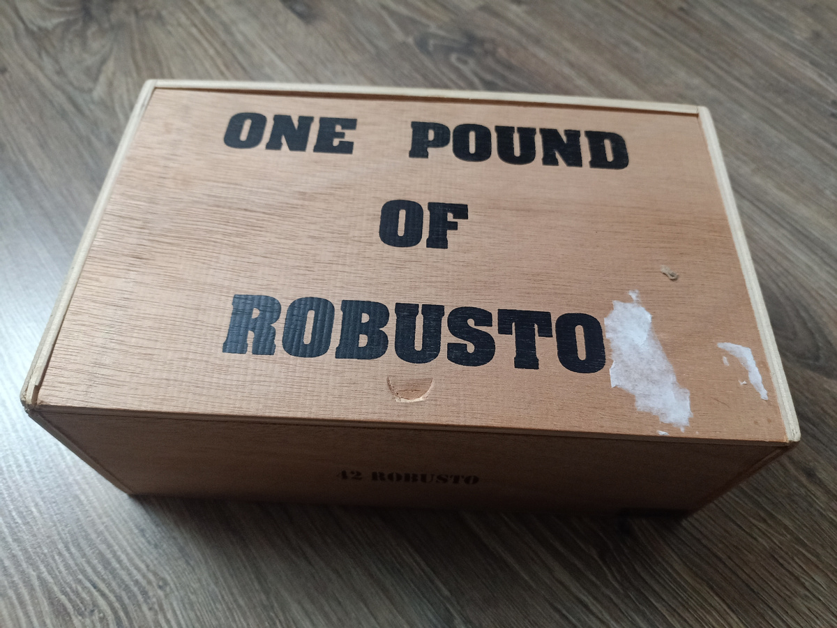 Дегустация - сигара One pound of Robusto Candela