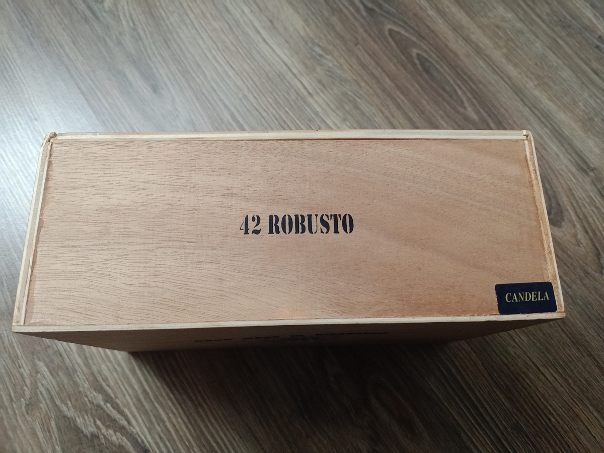 Дегустация - сигара One pound of Robusto Candela