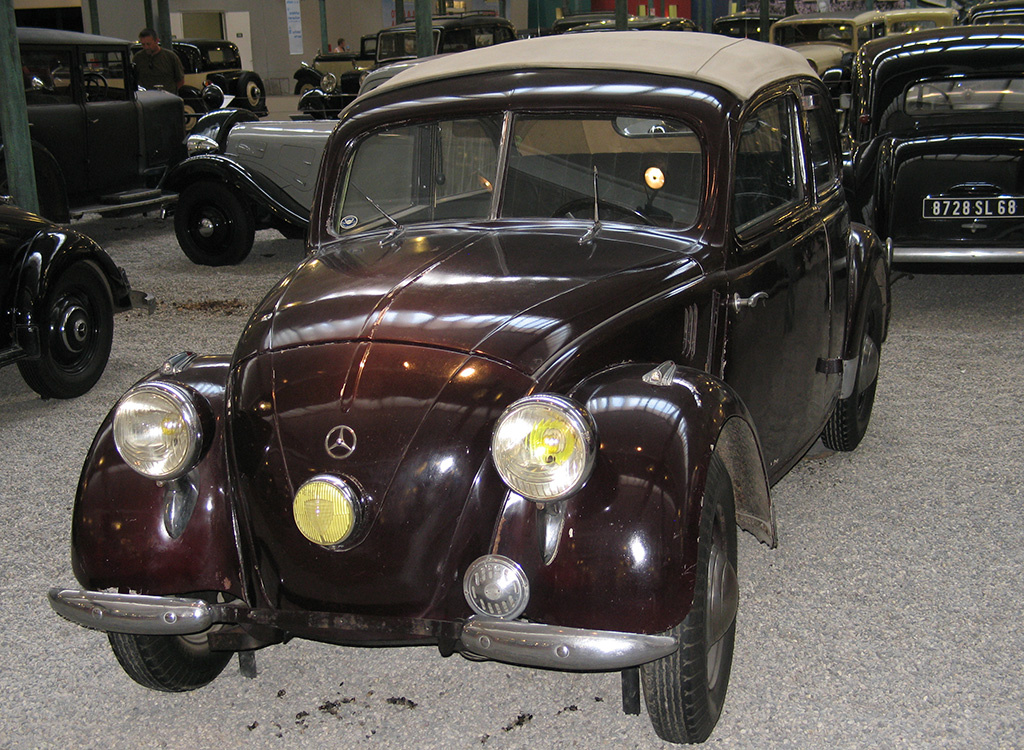 Заднемоторный Mercedes-Benz 130H