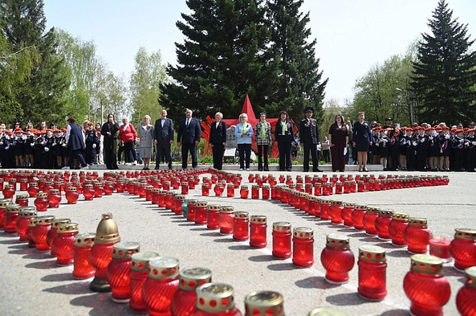    Акция "Свеча памяти". Источник: Barnaul.org