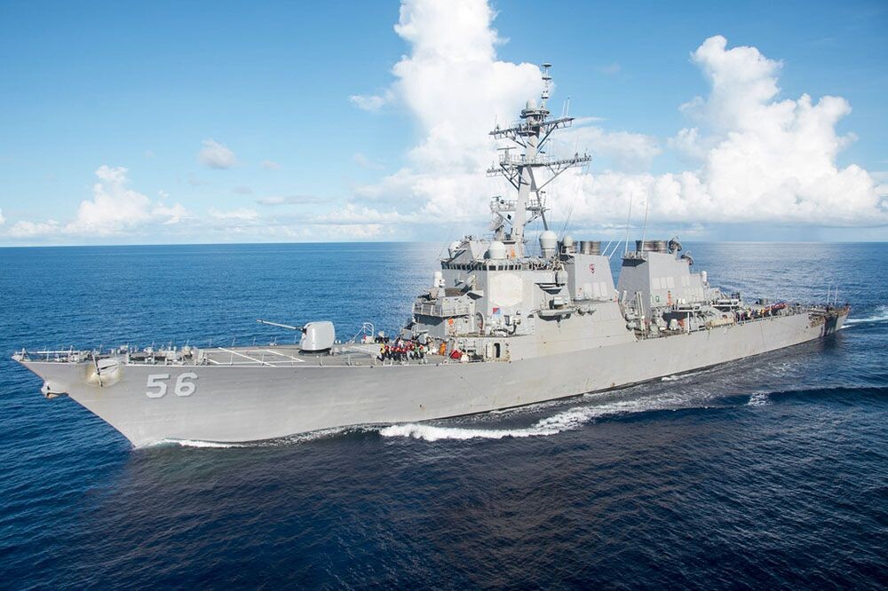   Эсминец USS John McCainUS NavyGavin Shields
