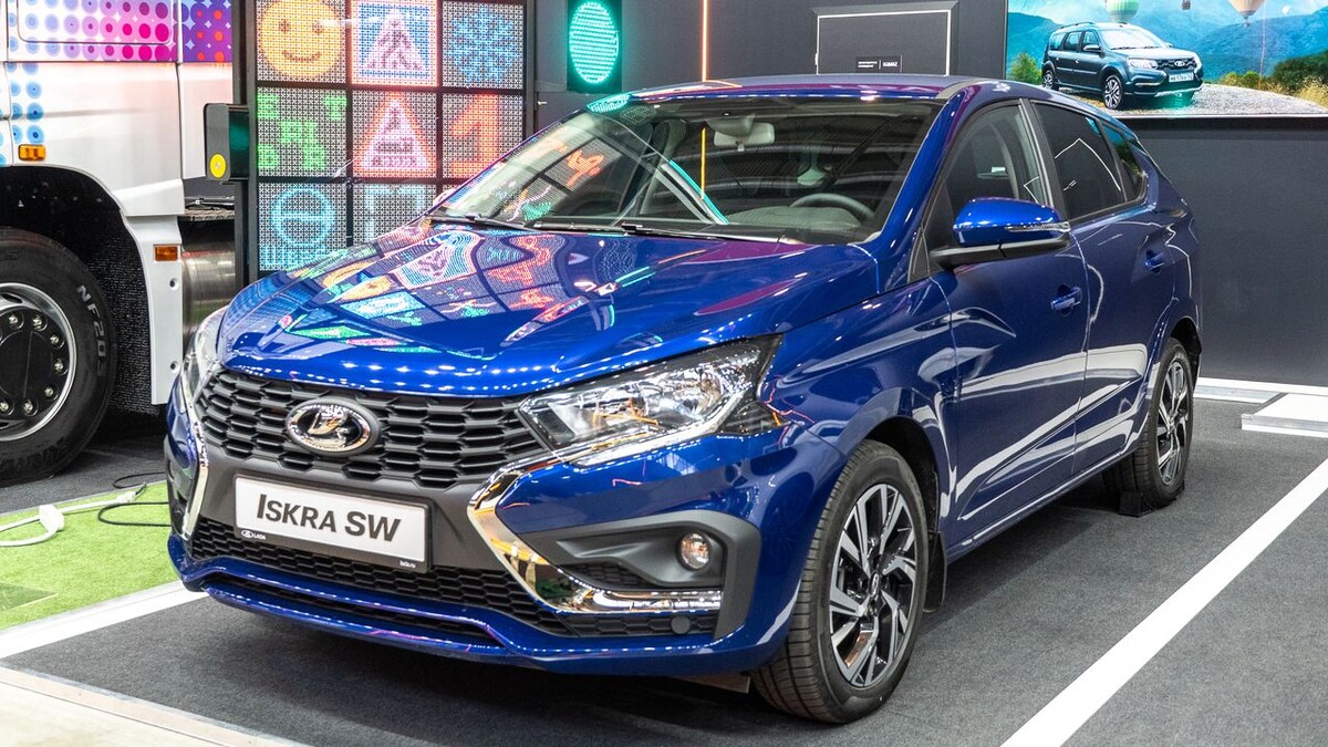    LADA Iskra SW. Фото Константин Завьялов / «Автоновости дня» с международной промышленной выставки «Иннопром»