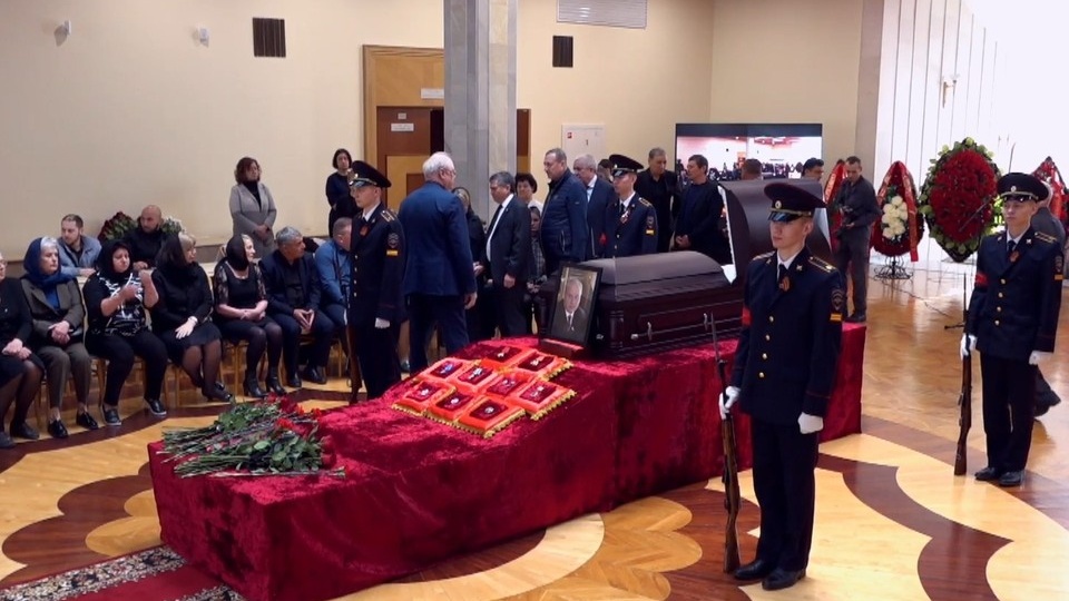 Провожают с военными почестями: в Уфе идет церемония прощания с Константином Толкачевым