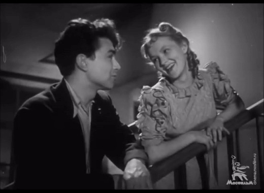 Кадры из фильма "Машенька", 1942 год