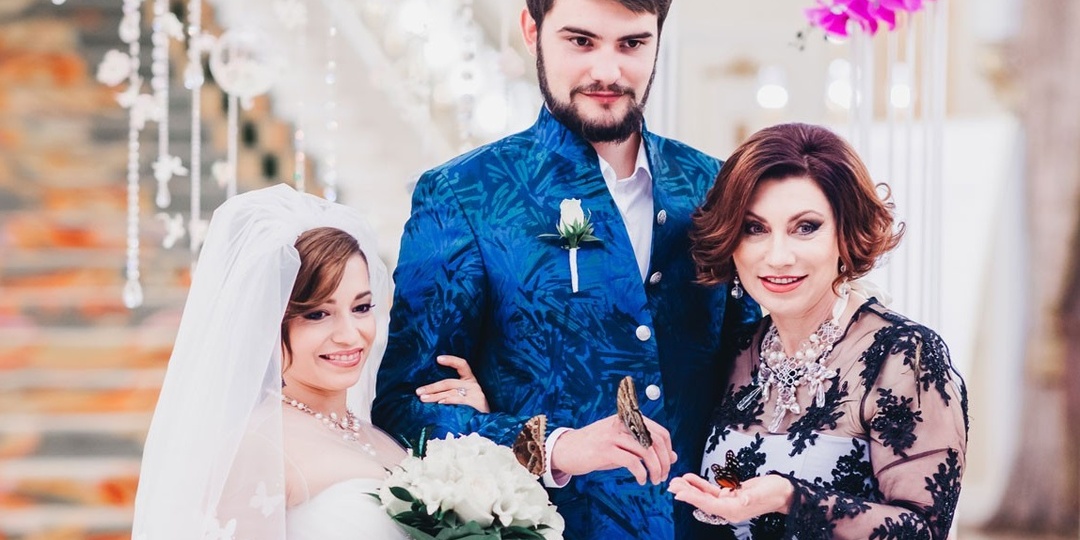 «Свадьба за 15 миллионов обернулась провалом: мужа дочери Розы Сябитовой хватило всего на месяц»