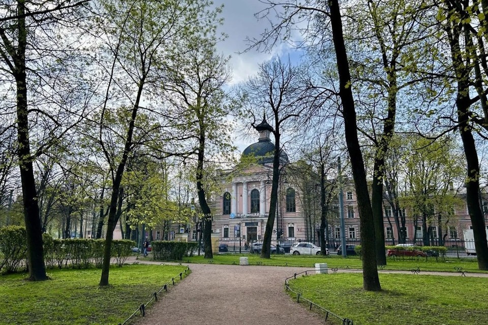    В начале XX века на территории появились анатомический корпус и часовня. Фото: КГИОП
