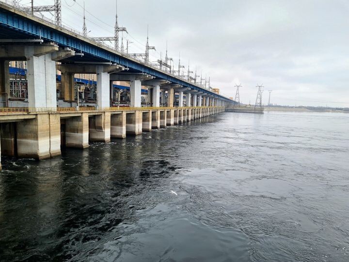 График сброса воды с Волжской ГЭС снова изменили