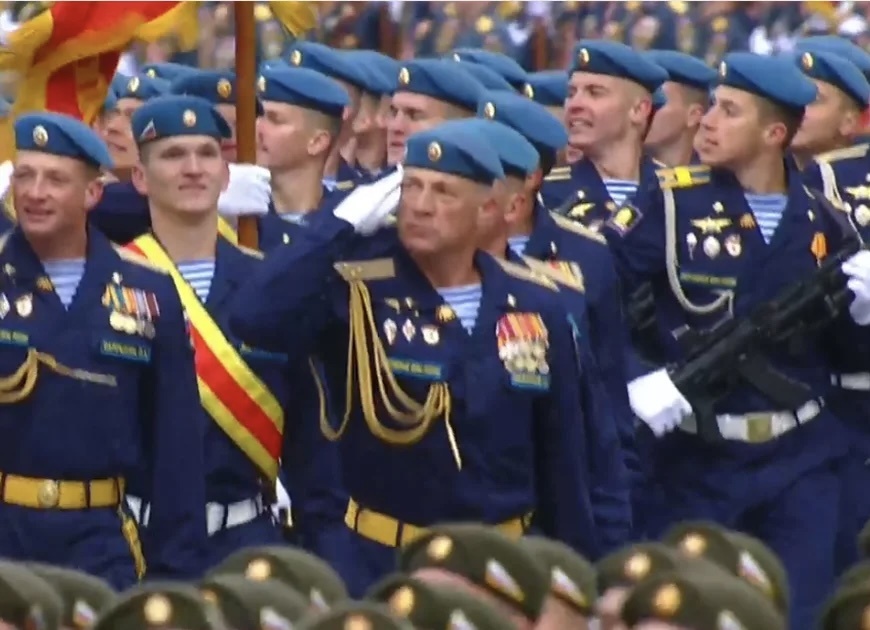 Рязанские десантники на брусчатке Красной площади в День Победы. Фото из открытых источников 