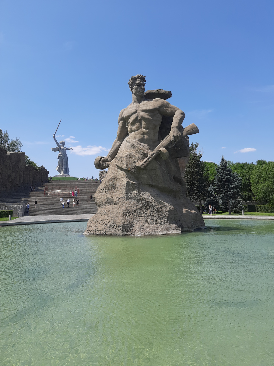 Историко-мемориальный комплекс «Героям Сталинградской битвы». 2023 г. Фото автора статьи Н.А. Высоцкой.
