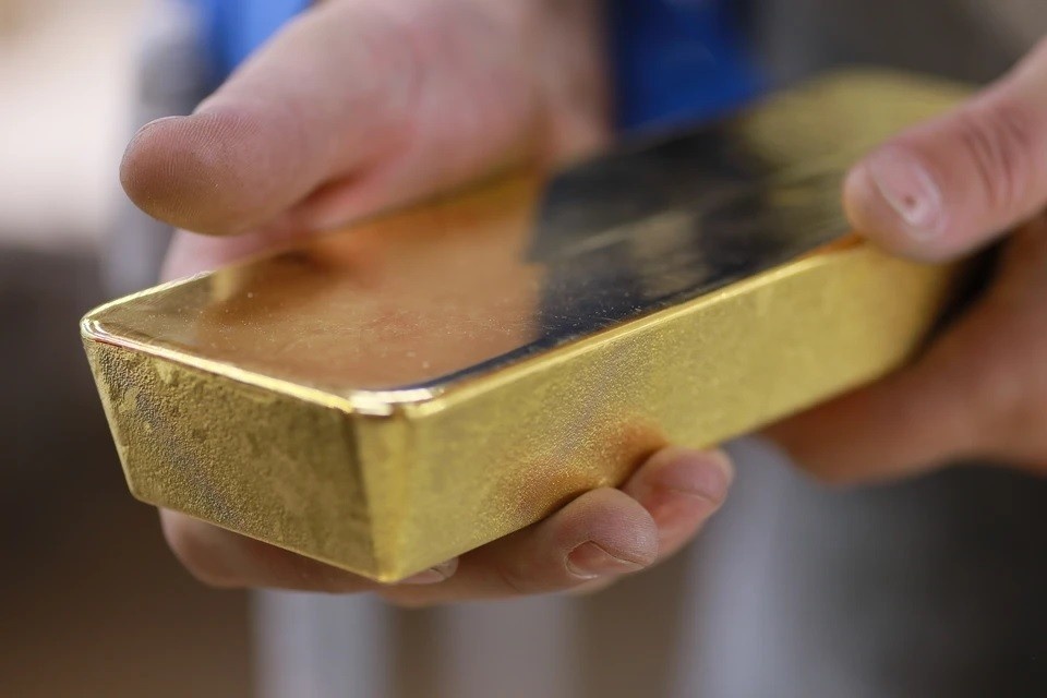    Минфин России купит золото и валюту на 110,3 миллиарда рублей Мария ЛЕНЦ