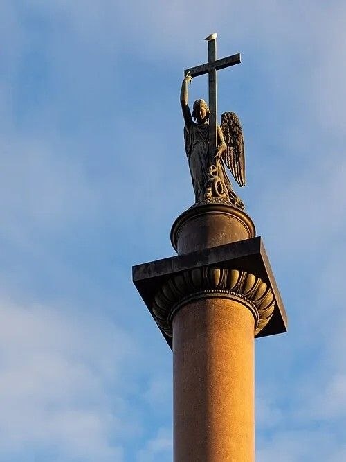 Александровская колонна в Санкт-Петербурге, изображение из открытых источников Яндекса