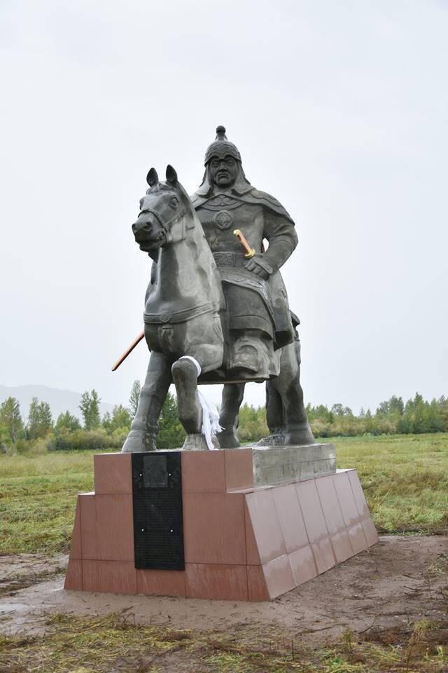 Памятник Субэдэю в Туве