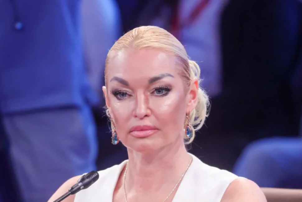 Экс-прима Анастасия Волочкова. 