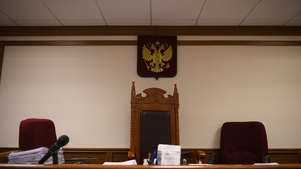 Курянин, угрожавший полицейским гранатой, отправится в колонию на 6,5 лет