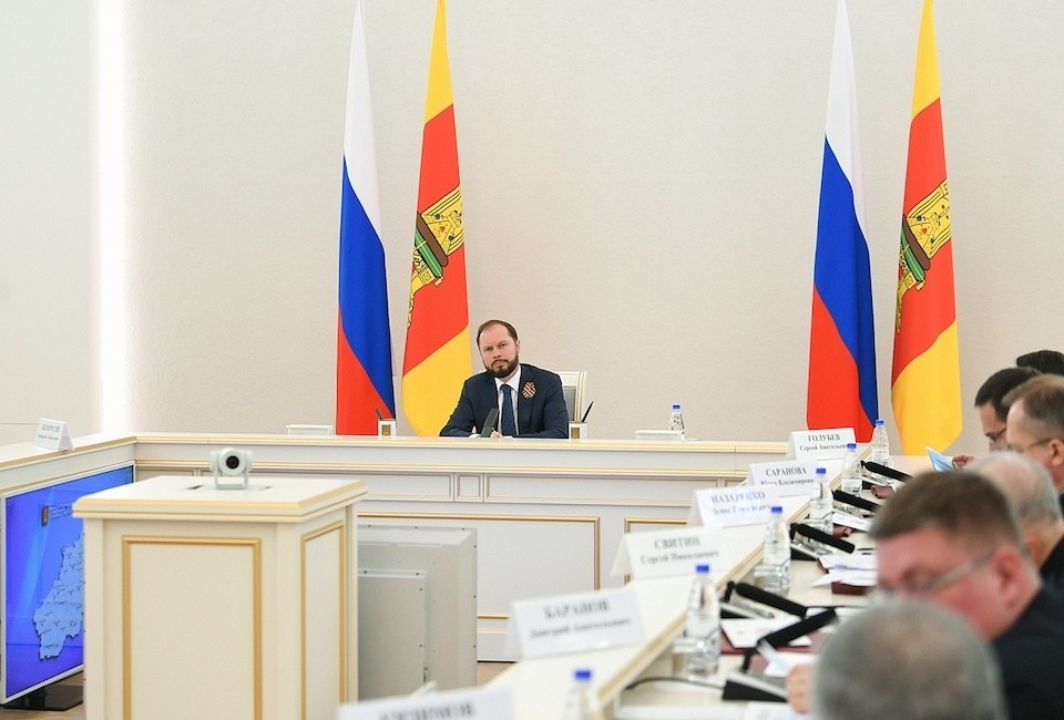    Муниципалитеты-лидеры по трудоустройству подростков получают по 1 млн рублей на развитие практических кабинетов. ПТО