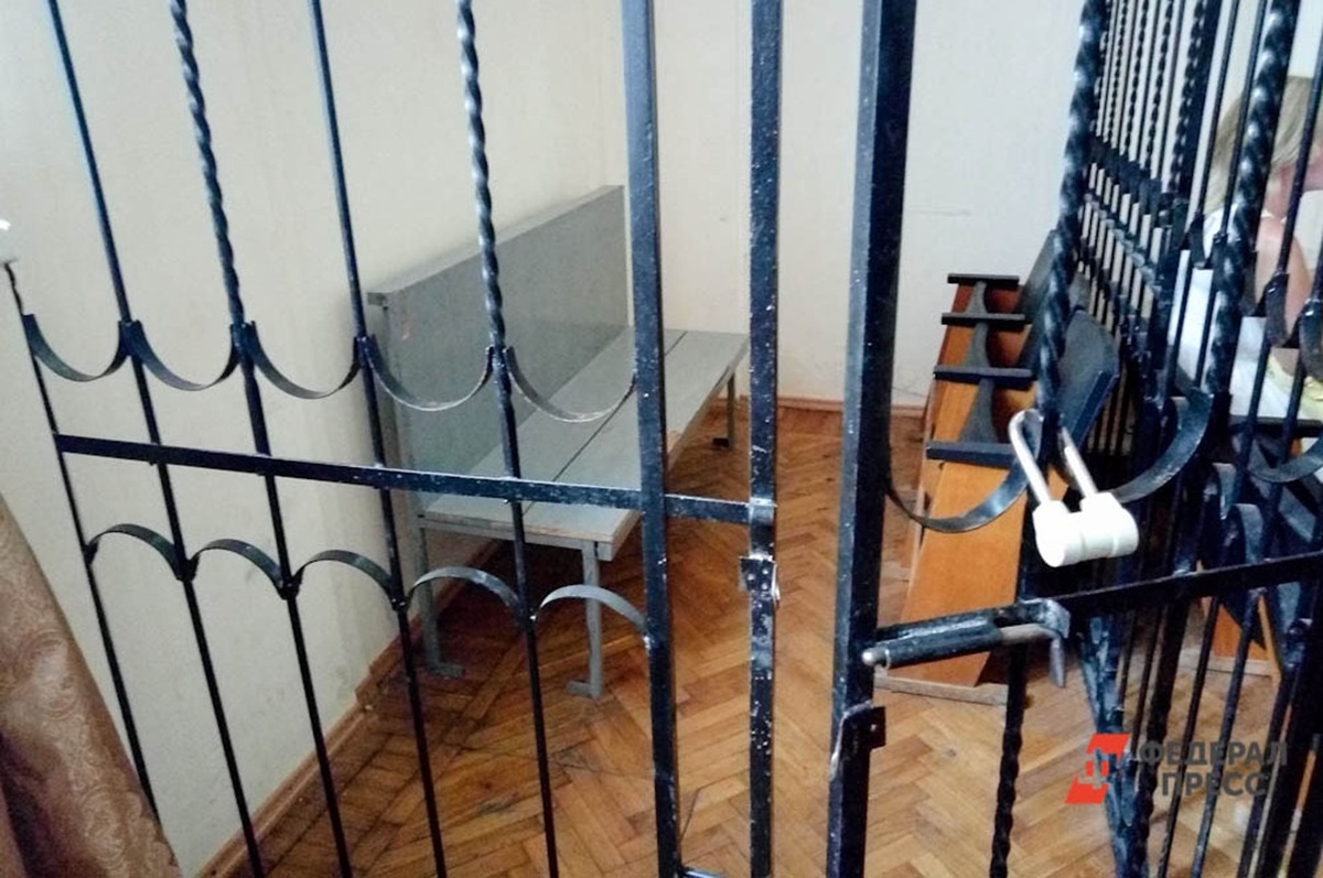 За использование Ленд Крузера и спасателей получил срок бывший глава МЧС.  Фото: Фото: ФедералПресс / Евгений Поторочин