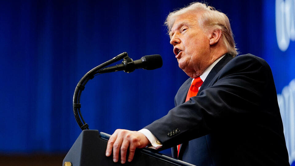     Трамп потребовал от Ирана передать обогащенный уран США REUTERS/Nathan Howard
