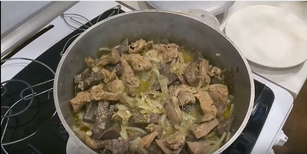 тушеные потроха