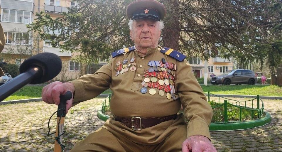 В Домодедове ветерану Великой Отечественной войны Евгению Знаменскому почтили память в честь годовщины Победы