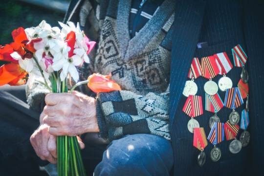 Россия потребовала от ФРГ отменить запрет на символику Победы 8-9 мая