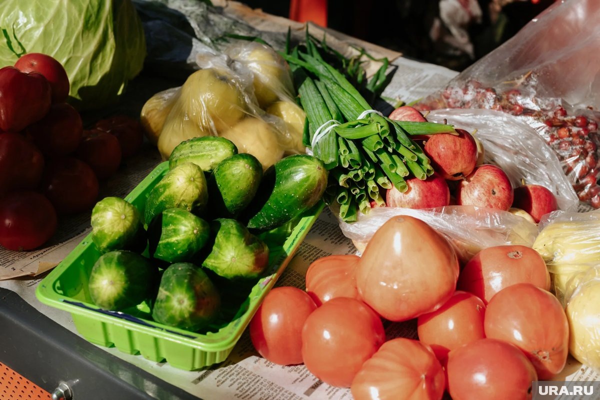     В 11 регионах РФ цены на овощи и важные продукты полетели вниз