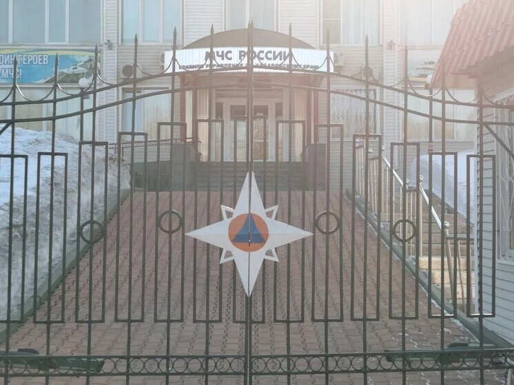     В Хабаровском крае горели гараж и частная постройка фото: Ольга Григорьева