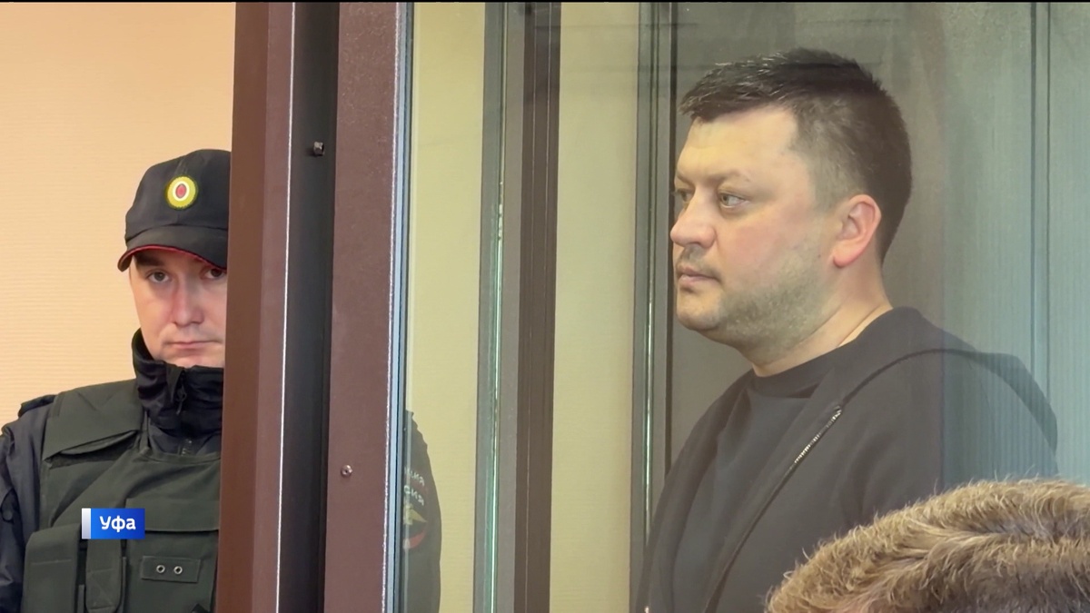    Мэру Уфы Ратмиру Мавлиеву смягчили меру пресечения