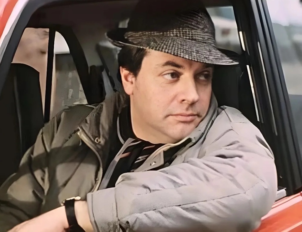Кадр из фильма «Самая обаятельная и привлекательная» (1985). https://life.ru/