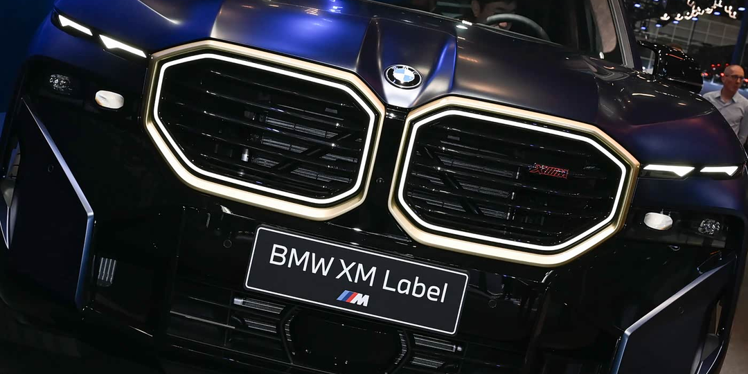 Новые BMW, Mercedes и Toyota едут в Россию: что привезут дилеры в 2026 году