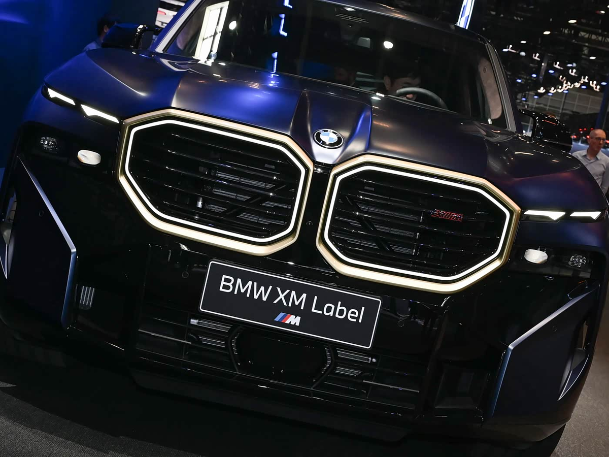 Одна из ожидаемых новинок – BMW XM Label 2026 модельного года