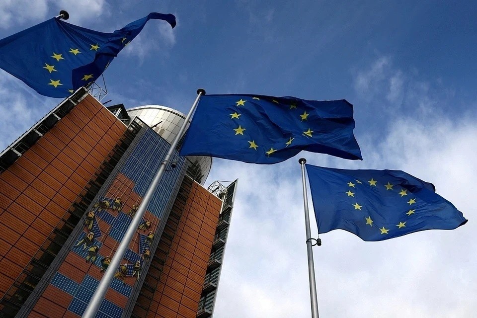    Politico: переговорщики ЕС не смогли договориться о торговом соглашении с США REUTERS
