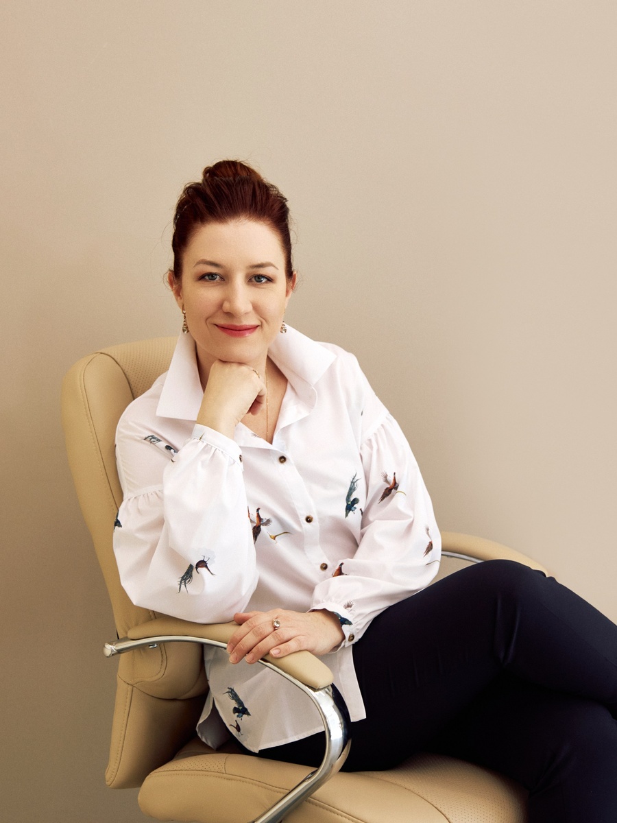 Алиса Алексеевна Волкова. Врач-акушер-гинеколог, ведущий специалист, кандидат медицинских наук.
