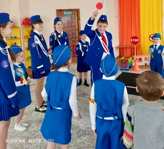    Познавательные занятия по правилам дорожного движения "Наша газета"