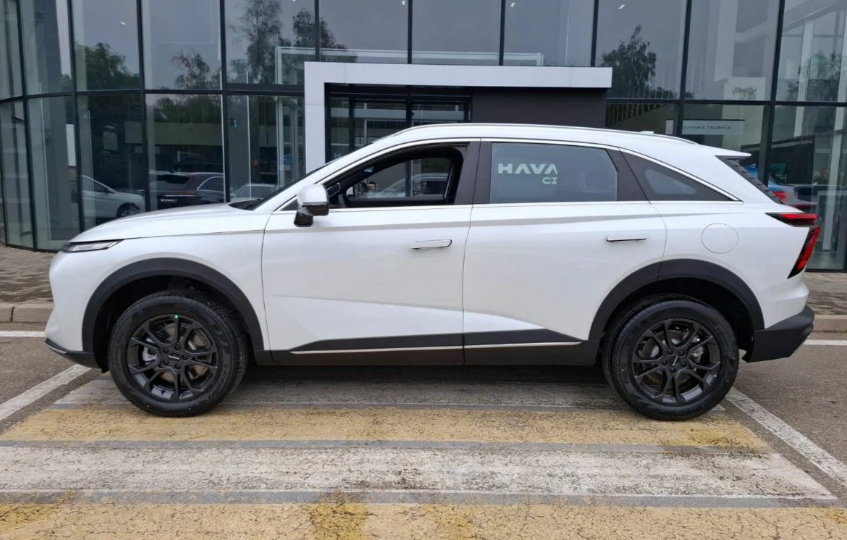 В России стартовал выпуск и продажи обновлённого Haval F7. Что обновили и сколько стоит?