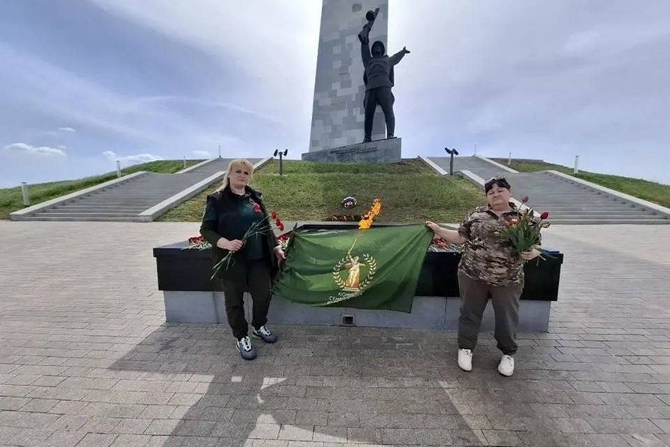    В ДНР провели автопробег до «Саур-Могилы» ко Дню Победы. Фото: «КСВО» в ДНР