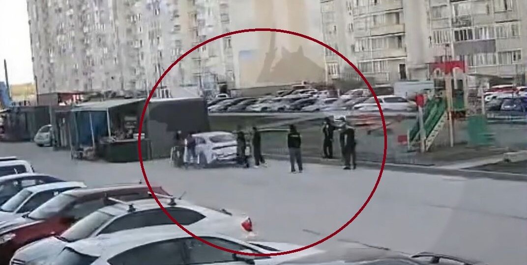 «Их беспредел уже зашкаливает»: 70 подростков-мигрантов из банды «Санситиевские» похищает новосибирских школьниц