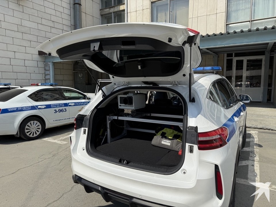    Так камеру устанавливают в автомобили ДПС Олег ГАЛИМОВ