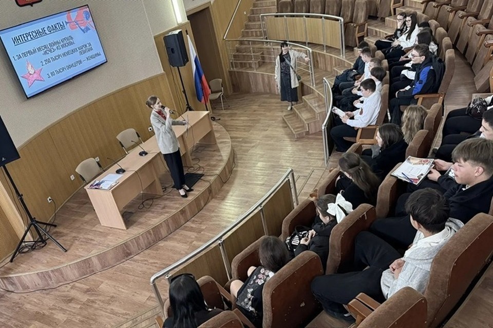    В Донецке прошла викторина «Подвиг, живущий в веках». Фото: Министерство культуры ДНР