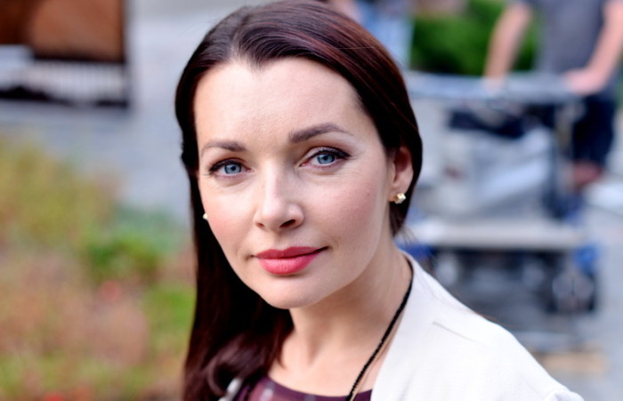«Проводила сына в 44 и три года молчала, а потом бросила кино и ушла в живопись»: куда пропала звезда „Бригады“ Наталия Антонова