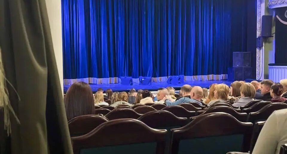    REGIONS/Евгения Макаренко
