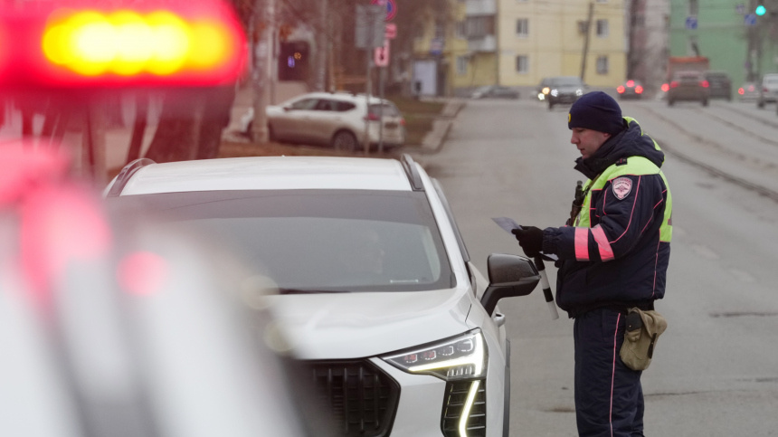    Фото: ИЗВЕСТИЯ/Эдуард Корниенко; Telegram/ГОСАВТОИНСПЕКЦИЯ38/gibdd38region; 5-tv.ru